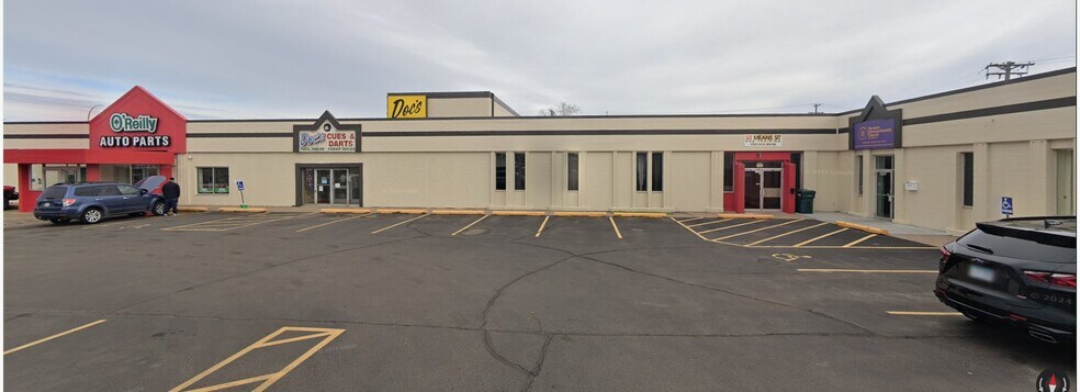 More Photos Of 8485 Plaza Blvd NE, Spring Lake Park Storefront For Lease