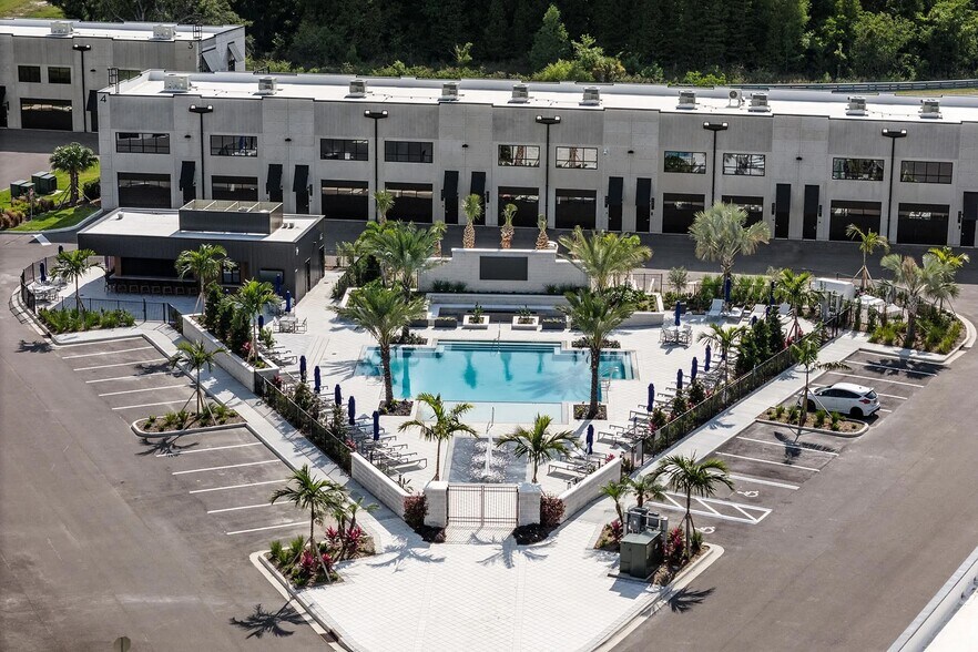 More Photos Of 6500 Motor Enclave Way, Tampa Racetrack For Sale