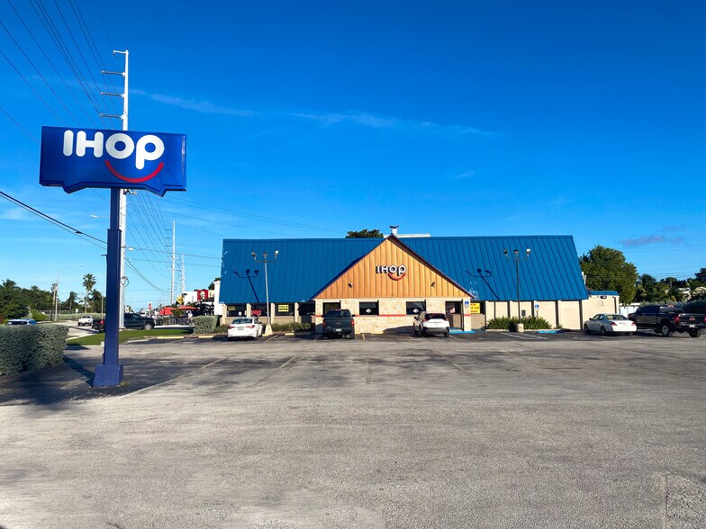 More Photos Of 6495 Overseas Hwy, Marathon Restaurant For Lease