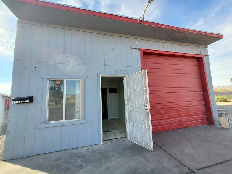 More Photos Of 2715 Highway 95, Bullhead City Self Storage For Lease