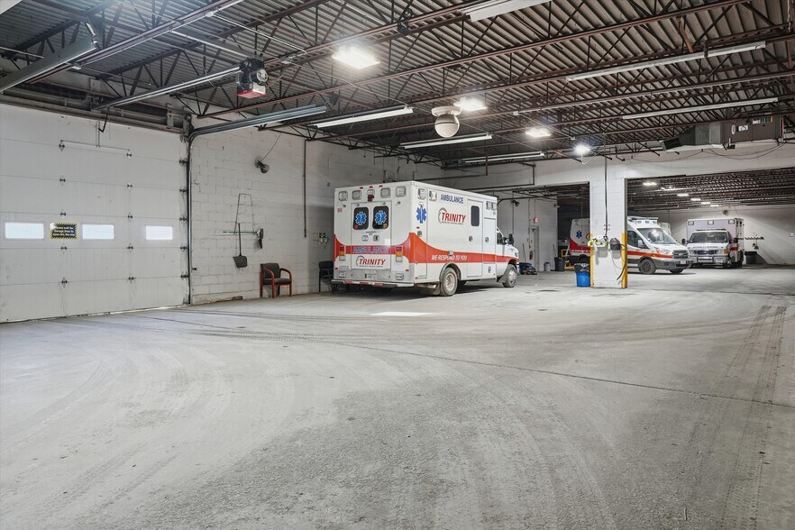 More Photos Of 7 Stewart St, Haverhill Manufacturing For Lease