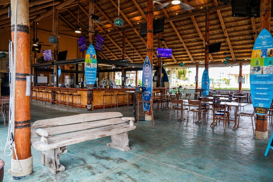 More Photos Of 36 W Pine Ave, Eastpoint Restaurant For Sale