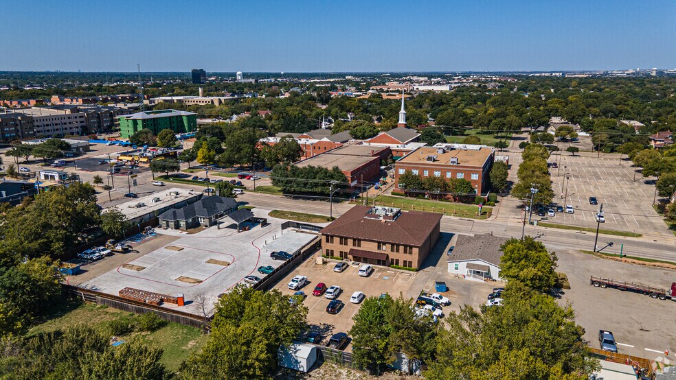More Photos Of 1312 E 14th St, Plano Office For Lease