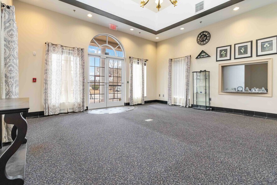 More Photos Of 500 Plantation Park Dr, Loganville Office For Lease