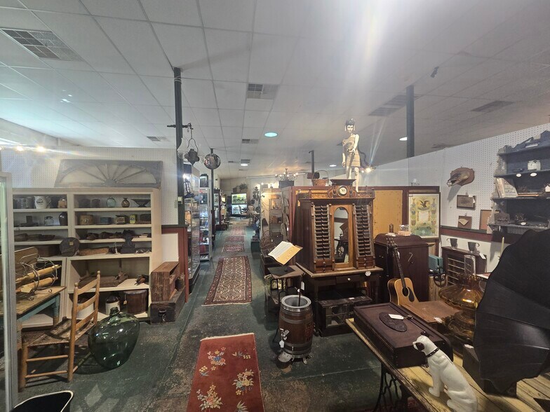 More Photos Of 66 S Main St, Mullica Hill General Retail For Sale