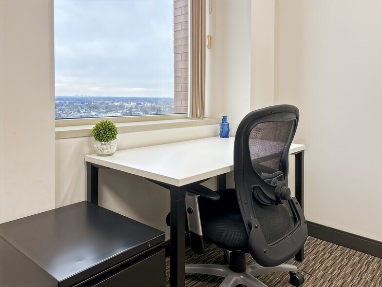 More Photos Of 101 W Big Beaver Rd, Troy Coworking Space