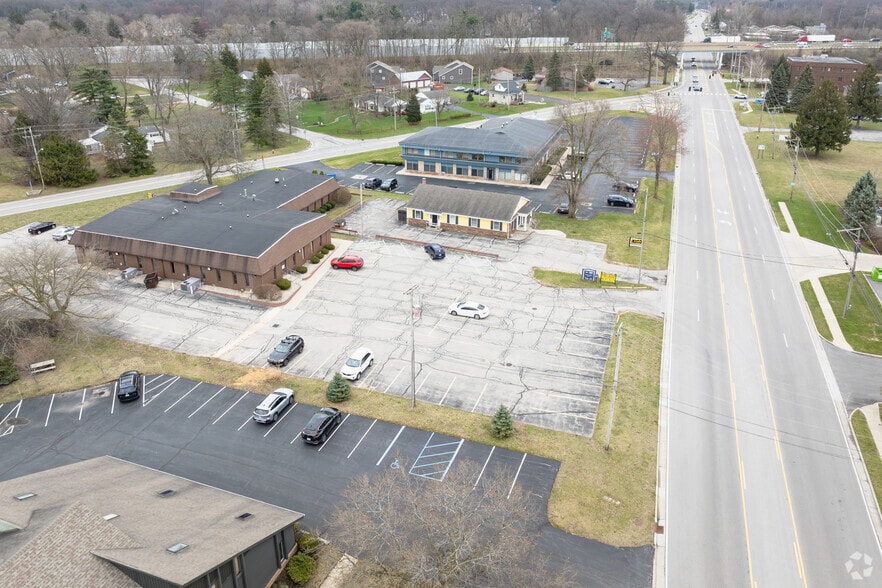 More Photos Of 4906 N Holland Sylvania Rd, Sylvania Office For Lease