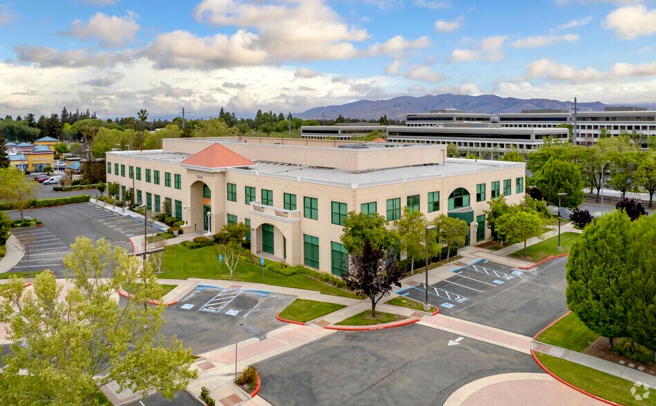 More Photos Of 2545 N 1st St, San Jose Office For Lease