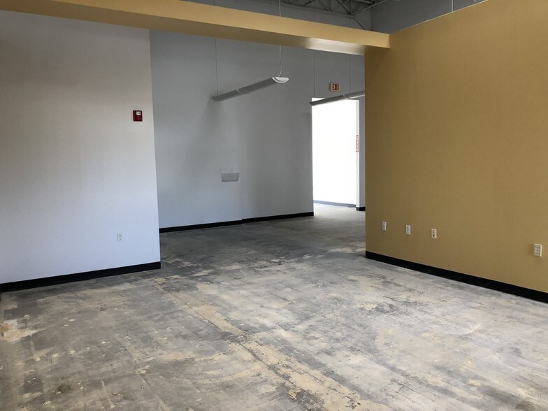 More Photos Of 4600 W Military Hwy, McAllen Office For Lease