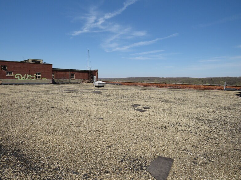 More Photos Of 224 Main St, Marseilles Industrial For Sale