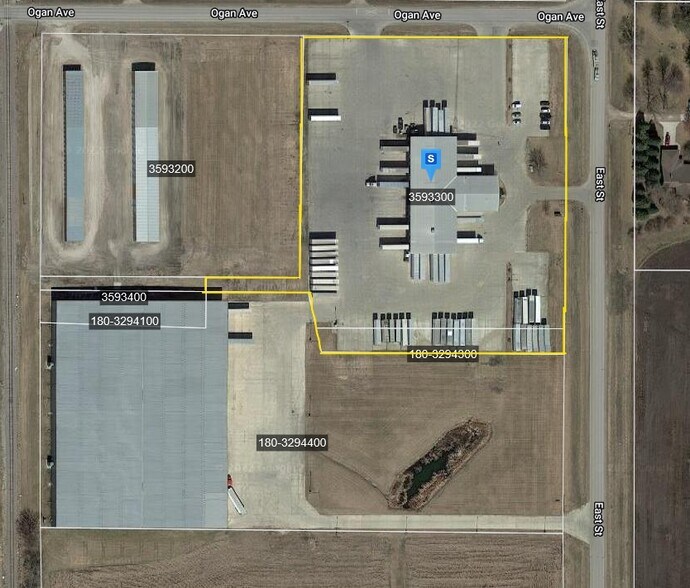 More Photos Of 619 East St S, Grinnell Industrial For Sale