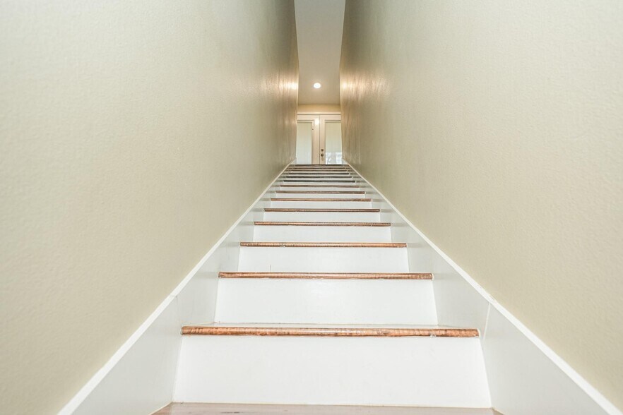 More Photos Of 8133 W 7th St, Texarkana Apartments For Sale