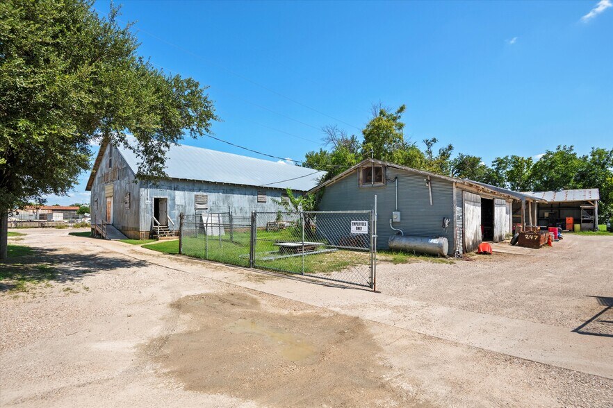 More Photos Of , Cleburne Flex For Sale