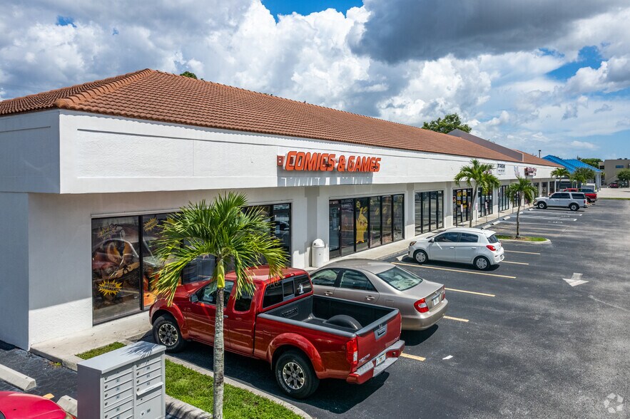 Primary Photo Of 311 Del Prado Blvd, Cape Coral Storefront Retail Office For Lease