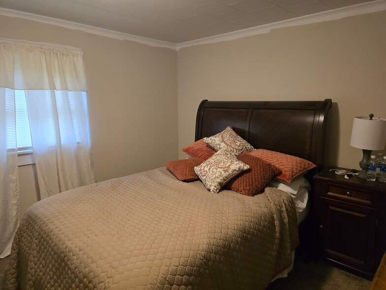 More Photos Of 517 Pleasant Ave, Kannapolis Religious Facility For Sale