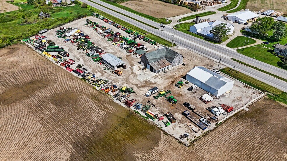 More Photos Of 4685 W US Route 20, Gibsonburg Light Distribution For Sale