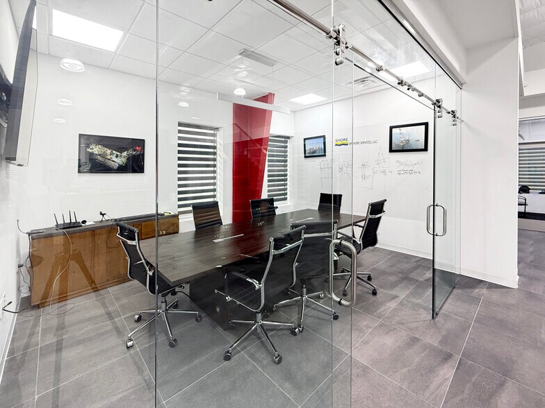 More Photos Of 32503 Tamina Rd, Magnolia Unknown For Lease