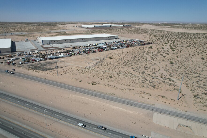More Photos Of 16263 Gateway Blvd, Socorro Land For Sale