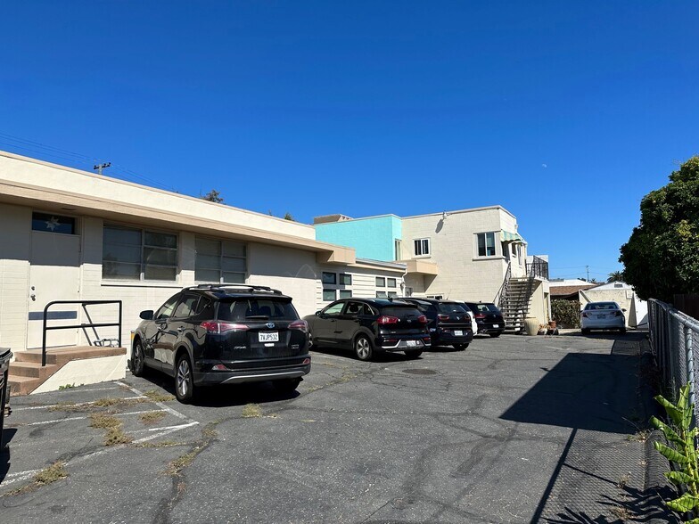 More Photos Of 3201-3215 Macarthur Blvd, Oakland Medical For Sale