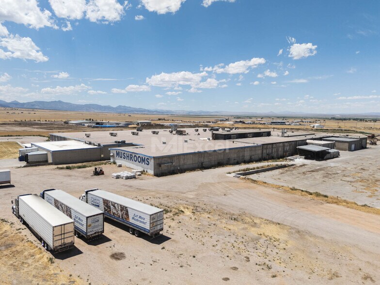 More Photos Of 550 S 1100 W, Fillmore Warehouse For Sale