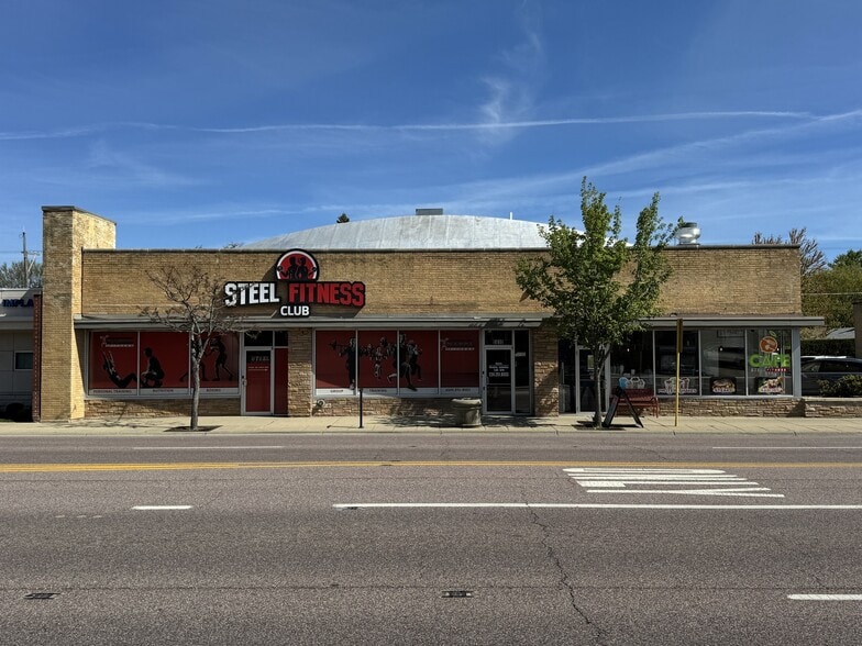 More Photos Of , Morton Grove General Retail For Sale