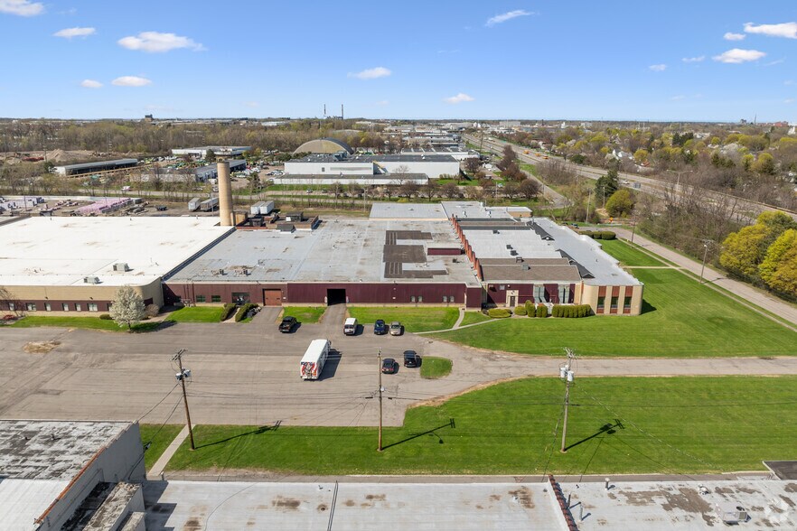 Primary Photo Of 1450 Lyell Ave, Rochester Warehouse For Lease
