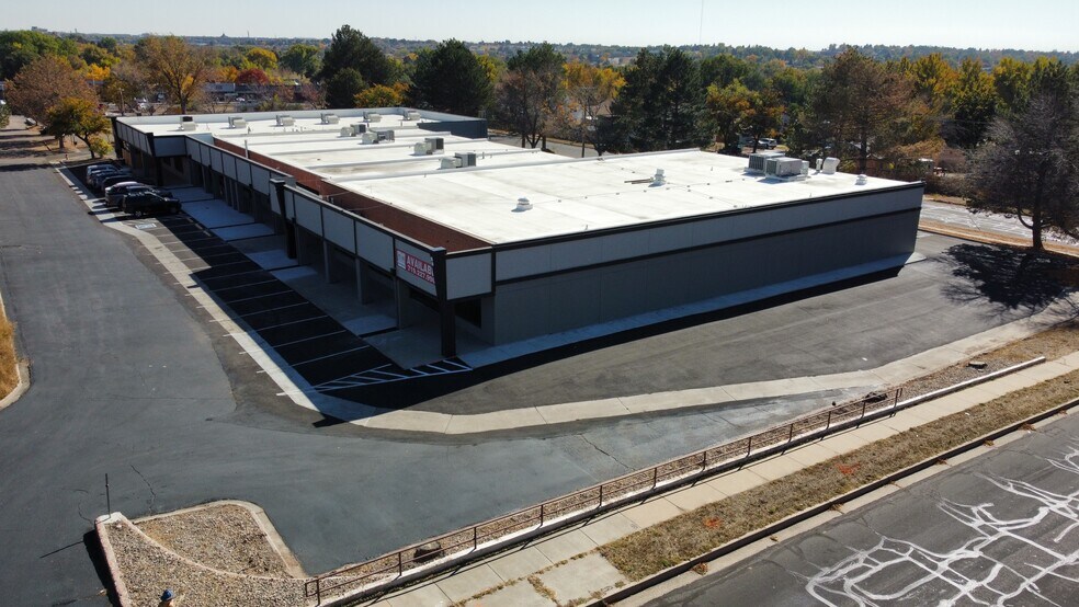 More Photos Of 2511-2535 Airport Rd, Colorado Springs Light Distribution For Lease