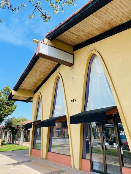 More Photos Of 951 Monroe St, Santa Clara Freestanding For Sale