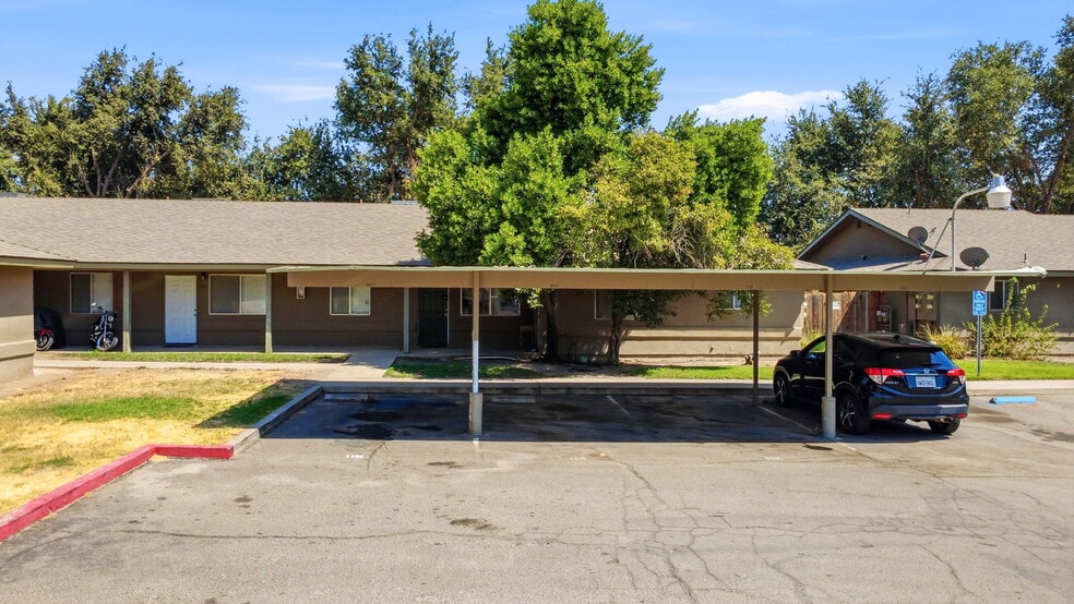 More Photos Of 1262 N Marks Ave, Fresno Apartments For Sale