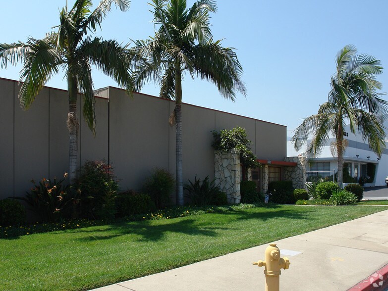 More Photos Of 1009-1013 S Mountain Ave, Monrovia Warehouse For Lease