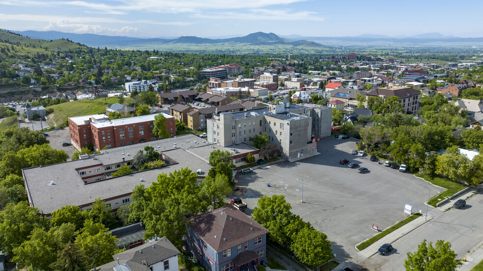 Primary Photo Of 25 S Ewing St, Helena Medical For Sale