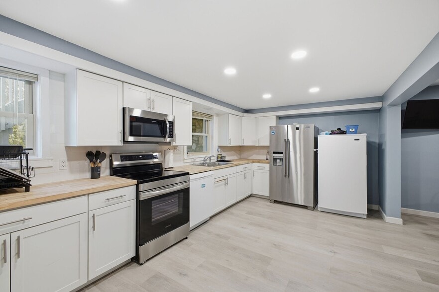 More Photos Of 6515 Holt Rd, Nashville Specialty For Sale