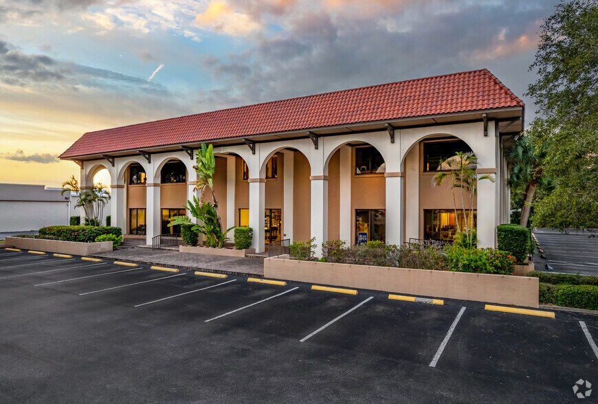 Primary Photo Of 2100 S Tamiami Trl, Venice Office For Lease