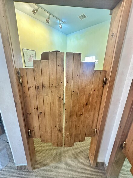 More Photos Of 57374 29 Palms Hwy, Yucca Valley Medical For Sale