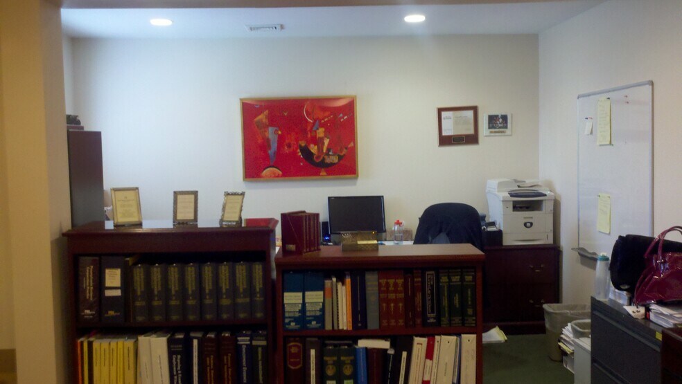 More Photos Of 1816 W Point Pike, Lansdale Office Residential For Lease