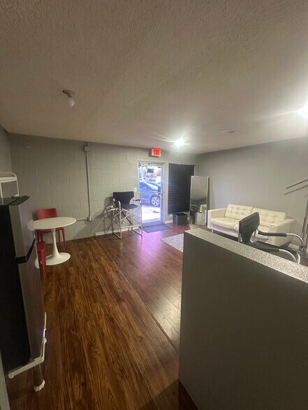More Photos Of 2911-2943 Sammy Davis Jr Dr, Las Vegas General Retail For Lease
