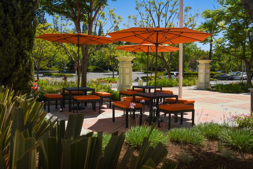 More Photos Of 21680 Gateway Center Dr, Diamond Bar Office For Lease