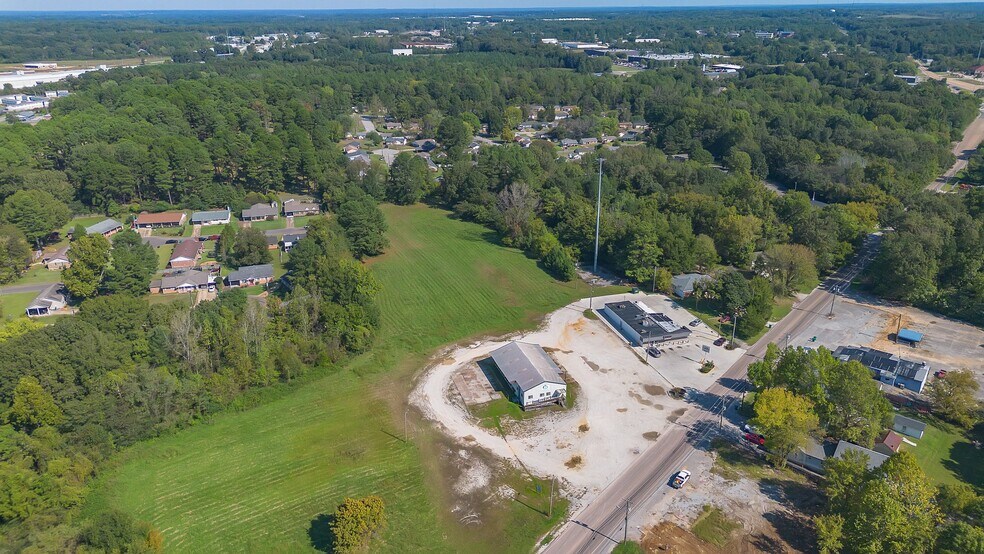 More Photos Of 823 Whitehall St, Jackson Warehouse For Sale