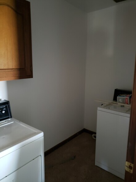 More Photos Of 896-900 Courses Landing Rd, Penns Grove, Carneys Point Industrial For Sale