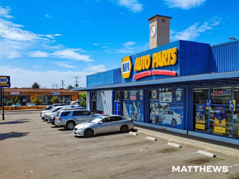 More Photos Of 2301 Long Beach Blvd, Long Beach Freestanding For Lease