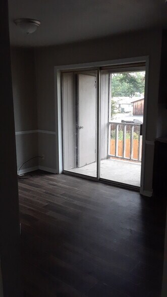 More Photos Of 323 S King Ave, Pine Mountain Apartments For Sale