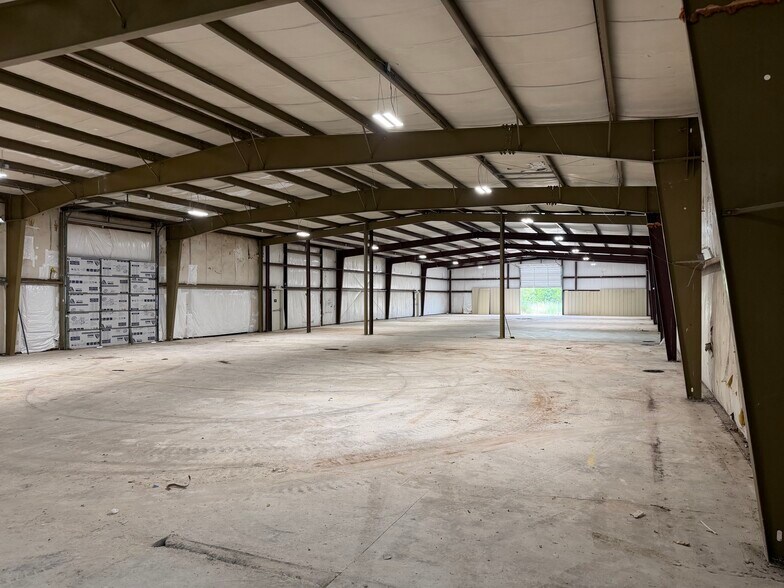 More Photos Of 1901 SE 29th St, Oklahoma City Manufacturing For Sale