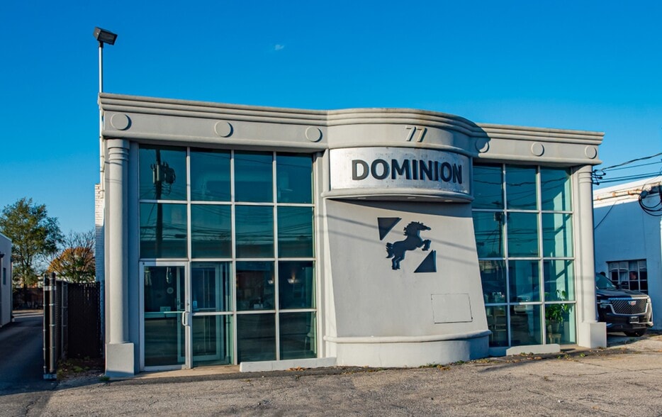 Primary Photo Of 77 Gazza Blvd, Farmingdale Showroom For Sale