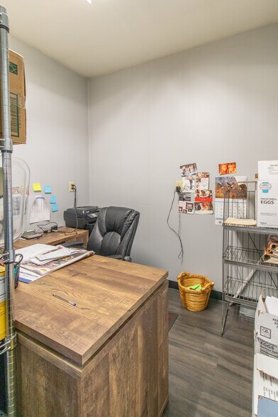 More Photos Of 585 US Route 5, Coventry Specialty For Sale