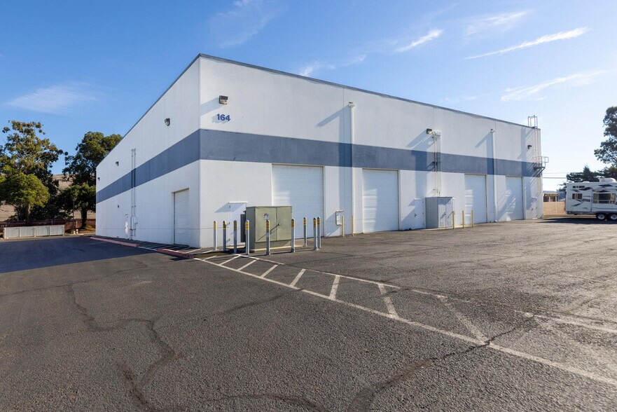 More Photos Of 164 Camino Oruga, Napa Warehouse For Lease