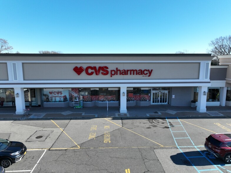 More Photos Of 401-419 S Oyster Bay Rd, Plainview Unknown For Lease