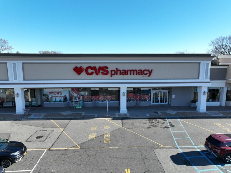 More Photos Of 401-419 S Oyster Bay Rd, Plainview Unknown For Lease