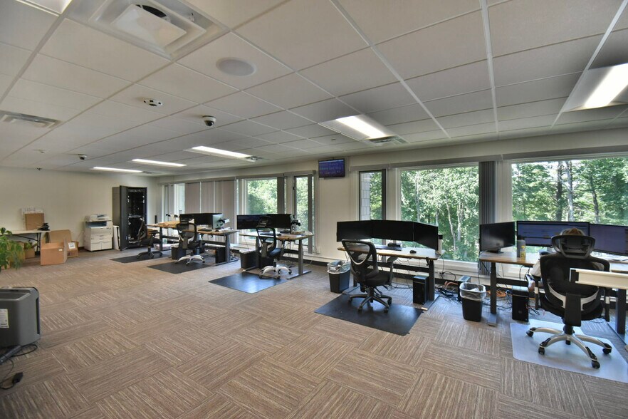 More Photos Of 360 Church St, Northborough Office For Sale