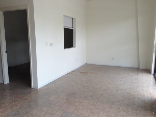 More Photos Of 17001 Alico Commerce Ct, Fort Myers Warehouse For Lease