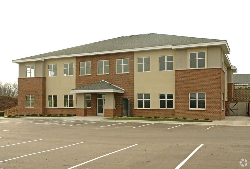 More Photos Of 1575 Thomas Center Dr, Eagan Office For Sale